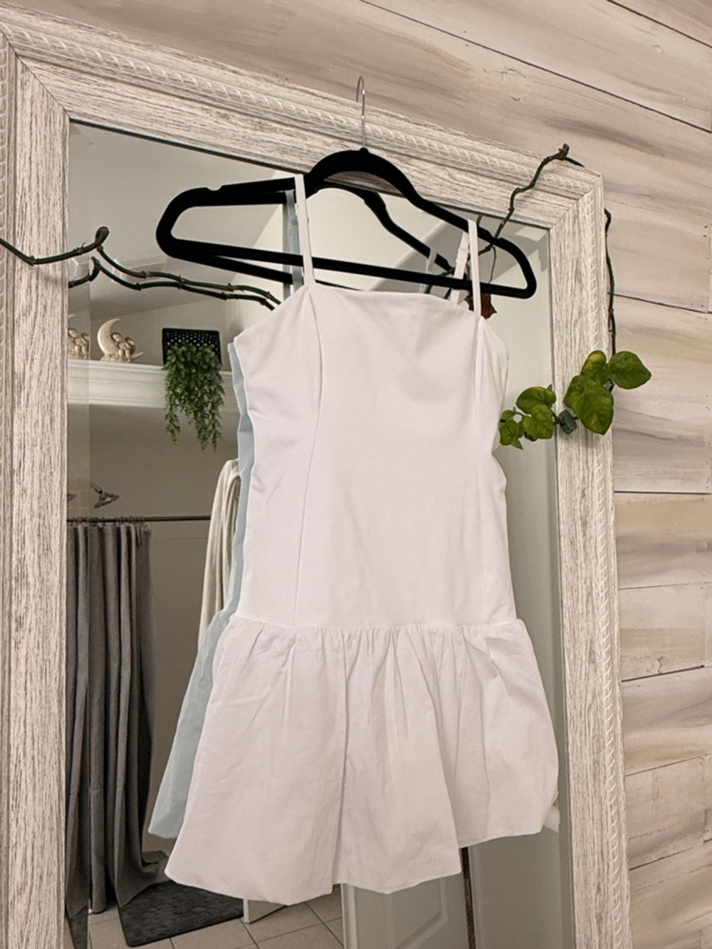 Alo yoga airbrush love match tennis dress in White